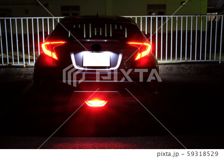 車のテールランプとリアフォグランプ 車のテールランプとリアフォグランプ 59318529