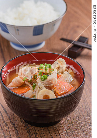 冬の味覚　豚汁 59330888