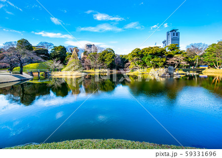 東京 冬の小石川後楽園 大泉水 東京 冬の小石川後楽園 大泉水 59331696