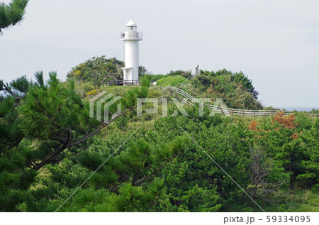 隠岐島後の那久岬灯台 隠岐島後の那久岬灯台 59334095