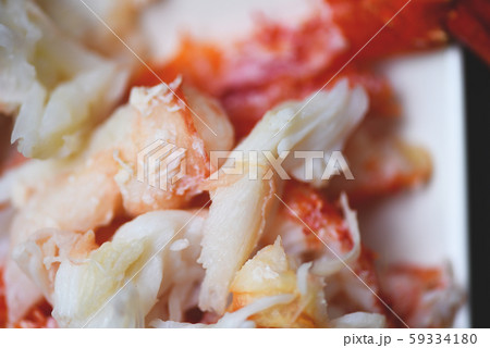 Crab meat on white plate for cooked seafood - Crab meat on white plate for cooked seafood - 59334180