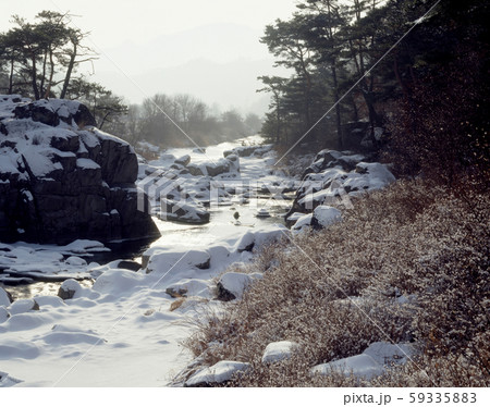 冬 目 谷 59335883