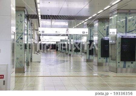 博多駅（中央口・通路） 59336356
