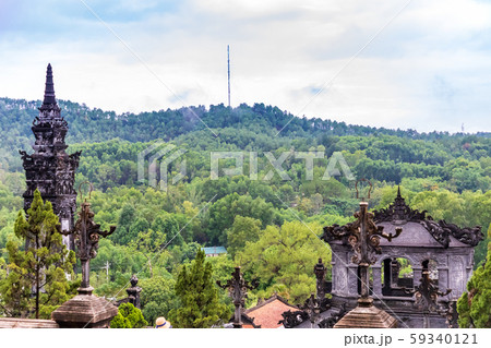 尖塔 カイディン帝陵 ベトナム 59340121