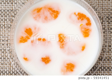 牛乳かん　ミルク寒天 59341451