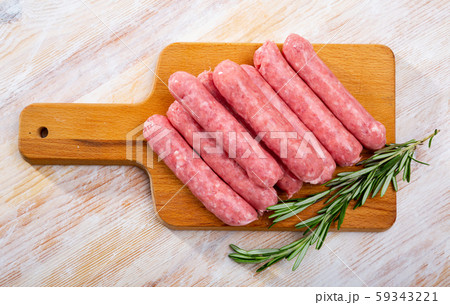 Raw pork sausage botifarra 59343221
