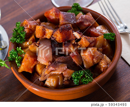 Morro de cerdo. Roasted cut pig snouts 59343493