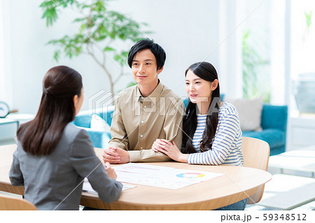 若い夫婦(相談) 若い夫婦(相談) 59348512