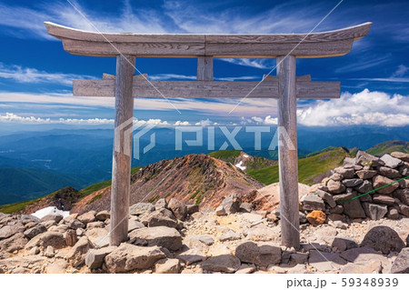 岐阜県・高山市 夏の乗鞍岳の風景 59348939