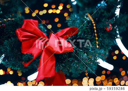 Christmas wreath green fir tree. 59359286