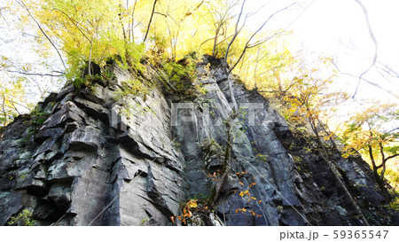 奥入瀬馬門岩の紅葉 奥入瀬馬門岩の紅葉 59365547