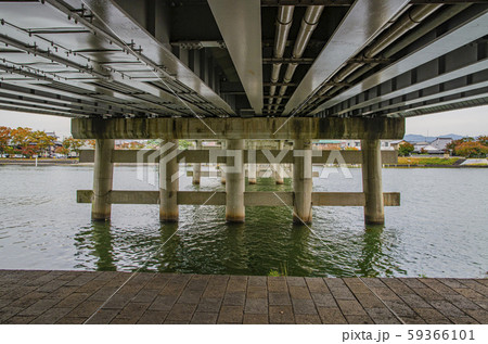 滋賀　瀬田の唐橋 59366101