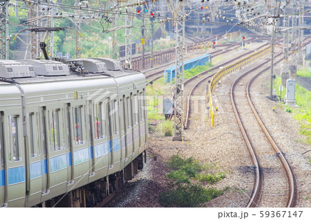 新百合ヶ丘駅付近を往来する電車 新百合ヶ丘駅付近を往来する電車 59367147