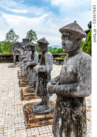 拝庭の石像 カイディン帝陵 ベトナム 59367685