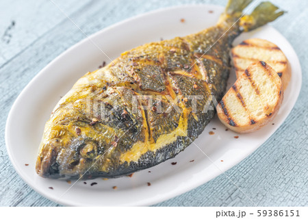 Fried saffron sea bream 59386151
