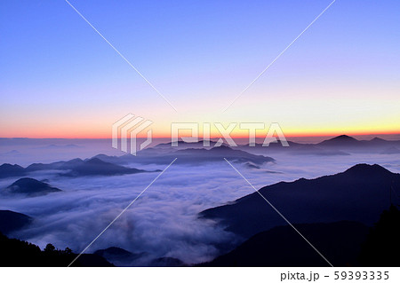 岩屋山の雲海 59393335