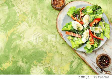 Vegetable salad with egg 59398208