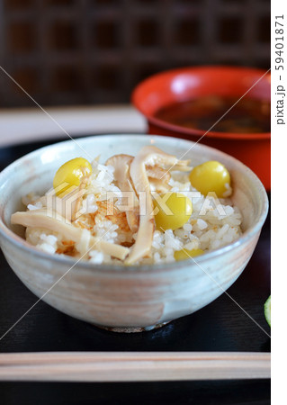銀杏入り松茸ご飯 銀杏入り松茸ご飯 59401871