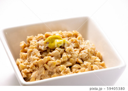 ひきわり納豆・からし付き(白バック) ひきわり納豆・からし付き(白バック) 59405380