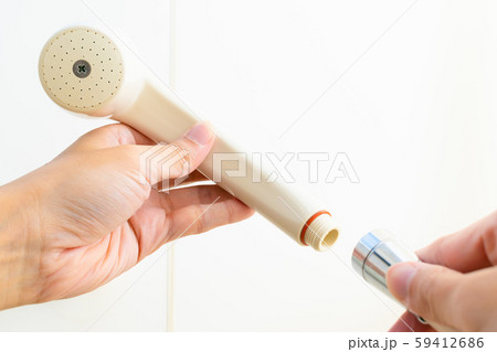 シャワーヘッドのお手入れ 取り外す、取り付ける つけ置き シャワーヘッドのお手入れ 取り外す、取り付ける つけ置き 59412686