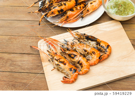 Grilled shrimp (Giant freshwater prawn) at market Grilled shrimp (Giant freshwater prawn) at market 59419229