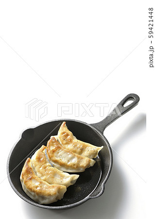 鉄鍋餃子 59421448