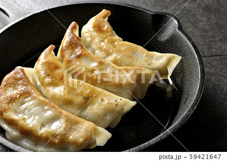 焼きギョウザ 59421647
