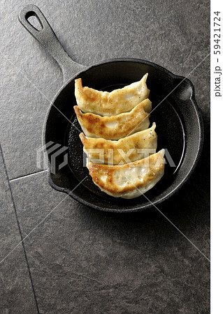 焼きギョウザ 59421724