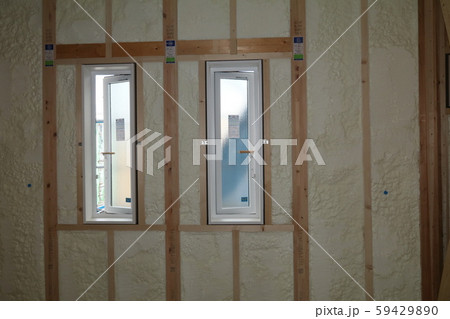 戸建て住宅の吹付け断熱 59429890