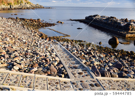 晩秋の北海道函館市椴法華で水無海浜温泉の朝の風景を撮影 59444785