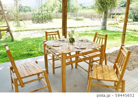 屋外レストラン、眺めのよいレストラン、テラス席、ガーデンレストランのイメージ写真 59445652