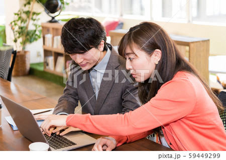 オフィス　ビジネスシーン 59449299