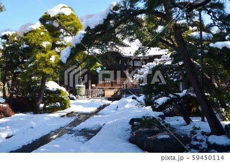雪の照栄院 59450114