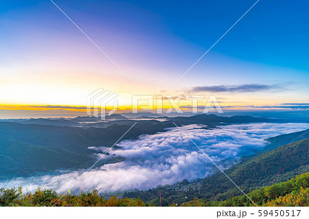 小熊山展望台　雲海　朝景　大町市　【長野県】 59450517