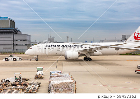 プッシュバック ボーイング787 関西国際空港 59457362