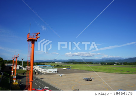 青空の地方空港 59464579