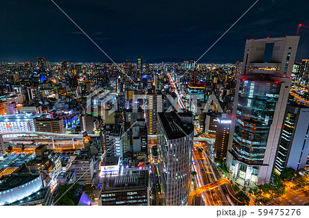大阪駅前大3ビル展望フロアからの夜景、曽根崎通りを東に見て 大阪駅前大3ビル展望フロアからの夜景、曽根崎通りを東に見て 59475276