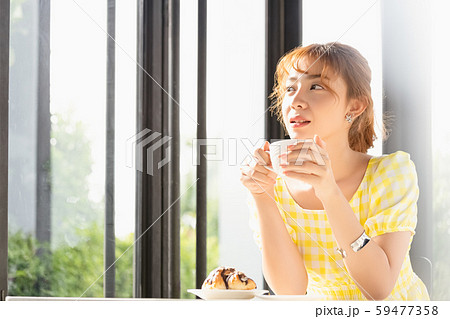 女性 ライフスタイル 朝活 女性 ライフスタイル 朝活 59477358
