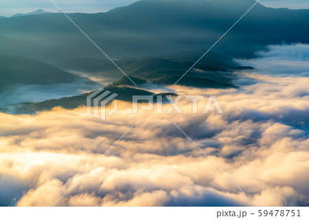 小熊山展望台 雲海 朝景 大町市 【長野県】 小熊山展望台 雲海 朝景 大町市 【長野県】 59478751