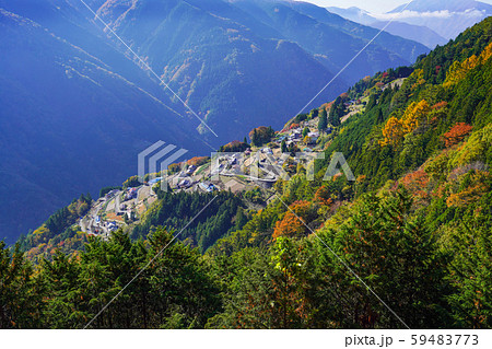 朝日に輝く、秋の下栗の里 朝日に輝く、秋の下栗の里 59483773