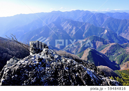 奥武蔵の大持山より望む秩父山地 59484816