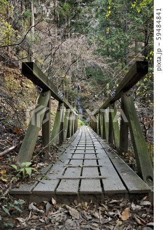 奥武蔵 武甲山の表参道の橋 奥武蔵 武甲山の表参道の橋 59484841