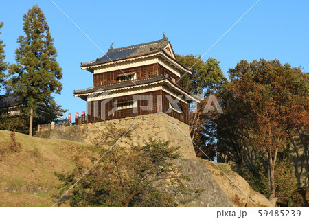 ■ 上田城 ■ 尼ヶ淵の崖 ■ 南櫓 ■ 真田幸村、真田昌幸 ■ 長野県 上田市 ■ 快晴  59485239