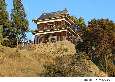 ■ 上田城 ■ 尼ヶ淵の崖 ■ 南櫓 ■ 真田幸村、真田昌幸 ■ 長野県 上田市 ■ 快晴  59485351