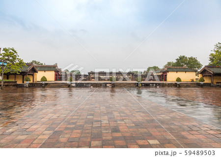 グエン朝王宮風景 フエ宮殿中庭 59489503