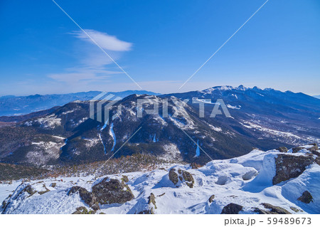 冬の長野県 蓼科山山頂から南東側を見る(八ヶ岳,金峰山,国師ヶ岳) 59489673