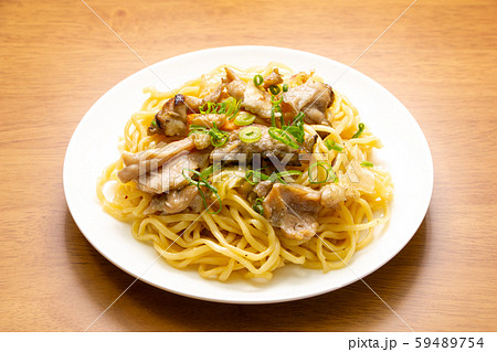 鶏塩焼きそば。 59489754
