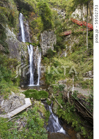 五宝滝（岐阜県加茂郡） 59502753