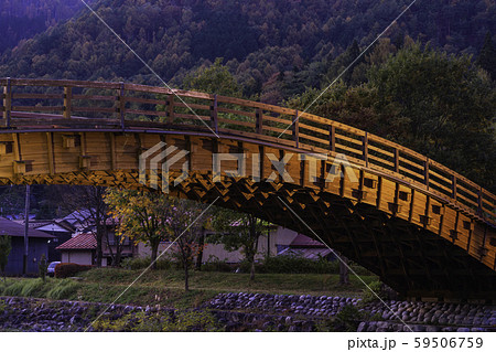 （長野県）奈良井宿・木曽の大橋　ライトアップ 59506759