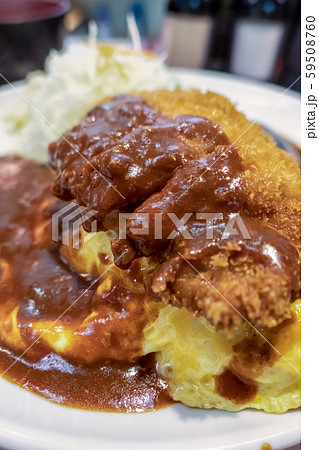 大阪市梅田 食道街 おおさかぐりる ボルガライス 接写 縦 59508760